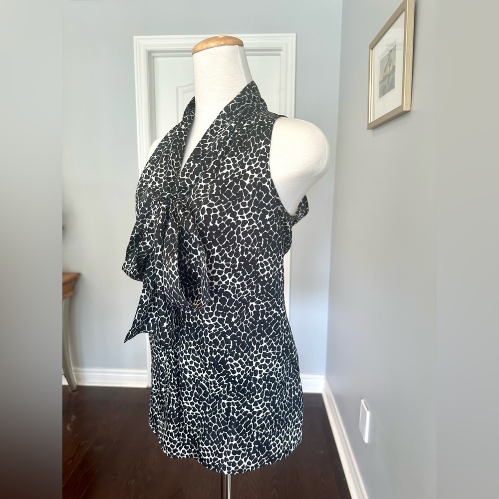 Jacob sleeveless halter blouse in black and white geometric print